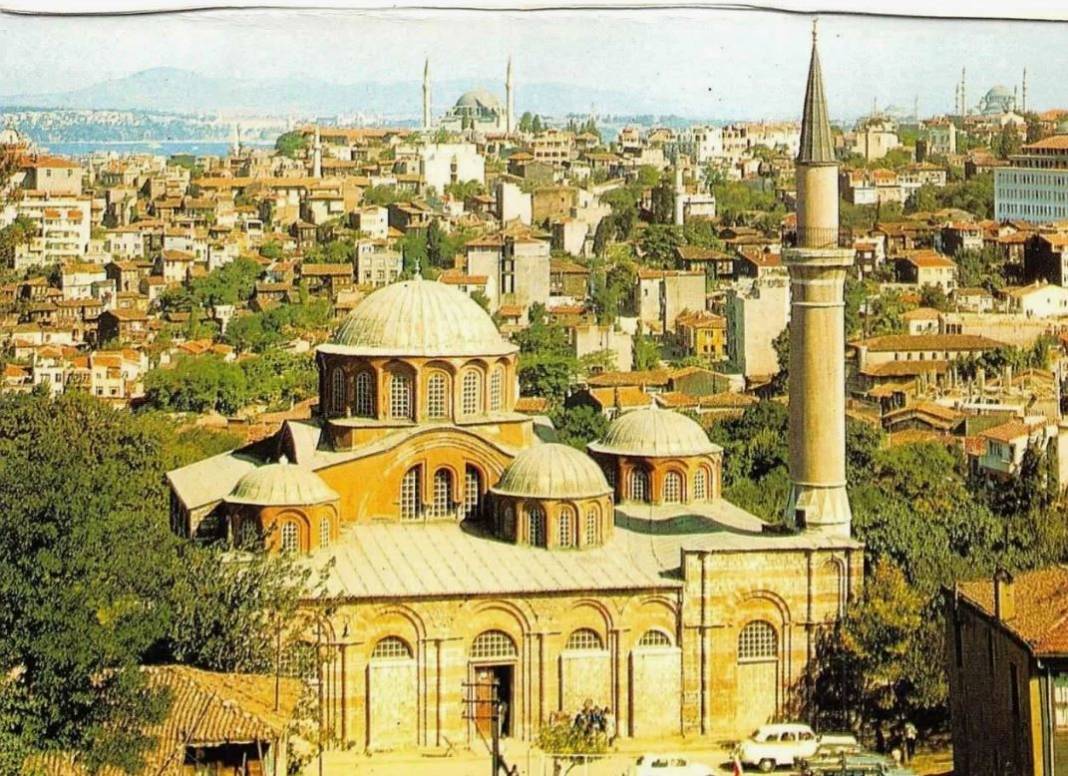 Kiliseden camiye çevrilen Kariye Camii ibadete açıldı 9